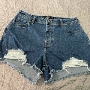Hollister Junior Curvy High Rise Button Fly Jean Shorts 13/31
